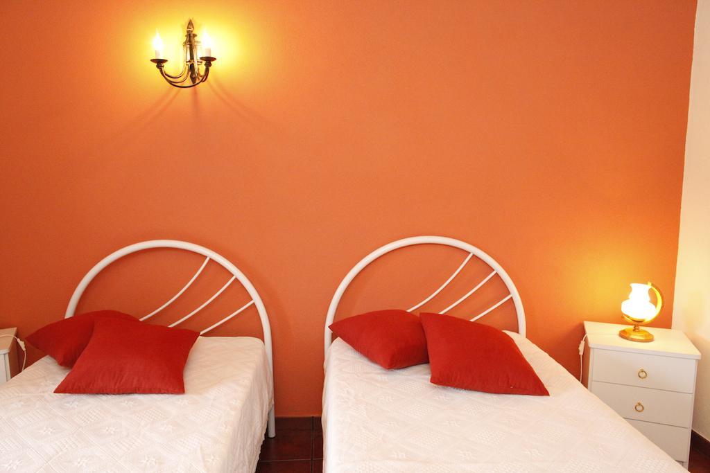 Casa Capelinhos ξενώνας Capelo Δωμάτιο φωτογραφία